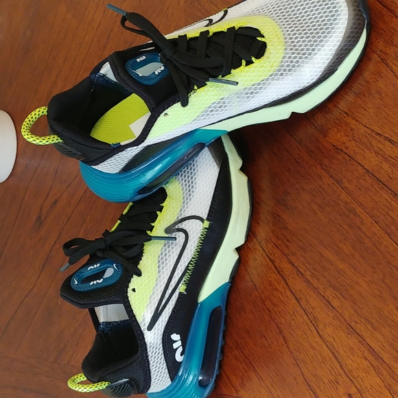 Women's/ big kids Nike - Picture 2 of 4